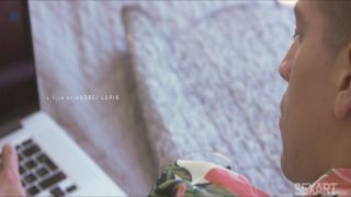 Awesome bombshell with large ass gets her pussy licked correctly