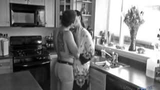 Juggy workplace slut Victoria Summers hooks up with one associate
