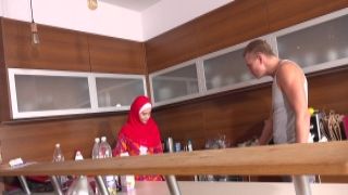 Shameless pornography teen Rachel Roxxx strikes pure unfamiliar person&#39;&#39; s huge dick