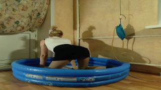 Hot woman Viktoria is getting her cooch consumed while taking shower