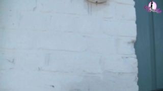 Svelte brunette teen Missy Stone blowjobs zealously