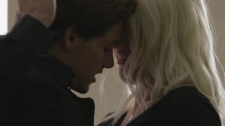 Experienced lesbian Cherie Deville fucks quite hot young cheerleader