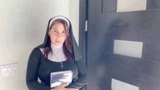 Fate Rx gets seminal fluid in her eyes after hardcore threesome sex with black men